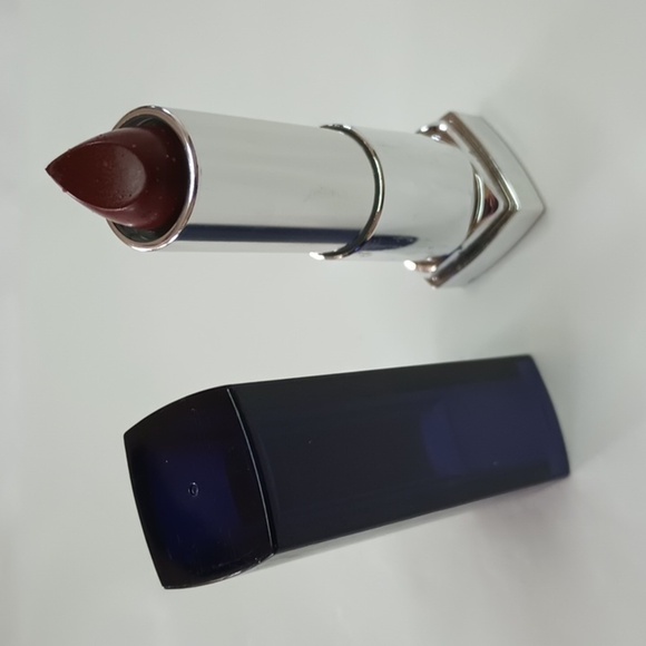 ❤️ 3/$15 Maybelline Color Sensational The Loaded Bolds Lipstick, 795 Smoking Red - Picture 3 of 8